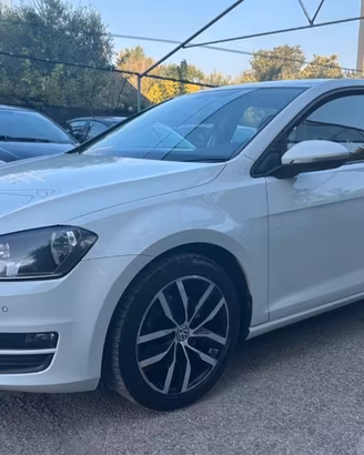 Volkswagen Golf 5p 1.2 tsi Highline 85cv