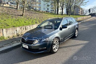SKODA Octavia 1.4 TSI Wagon Executive G-Tec