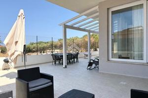 3 LOCALI A TERRASINI