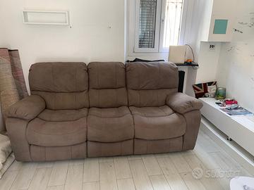 Divano 3 posti con doppia pedana