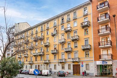 3 LOCALI A TORINO
