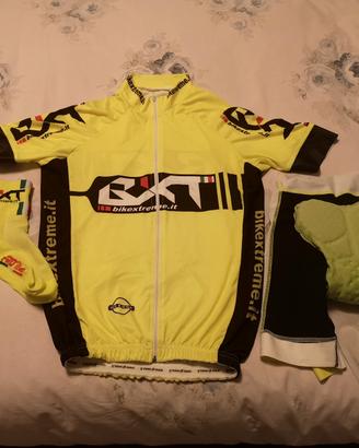 abbigliamento bici 