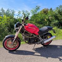 Ducati Monster M900