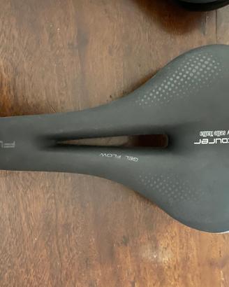 SELLA BICI SELLE ITALIA COURIER FLUX GEL FLOW