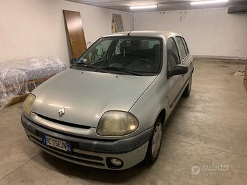 Clio 12 benzina