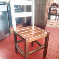 Sedia rustica in legno