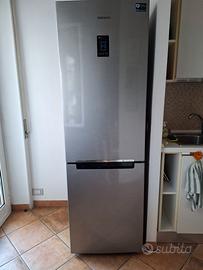 Frigo Samsung Nofrost + Lavasciuga Electrolux