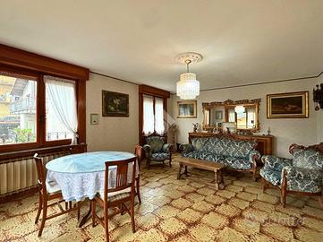 4 LOCALI A ANGOLO TERME