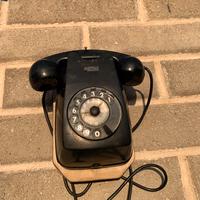 Telefono antico di bachelite da collezione