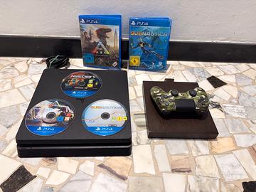Play Station 4 Slim con 3 giochi e controller