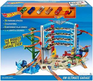 garage grande  hot wheels con squalo