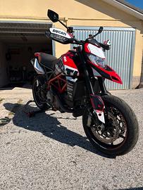 Hypermotard 950