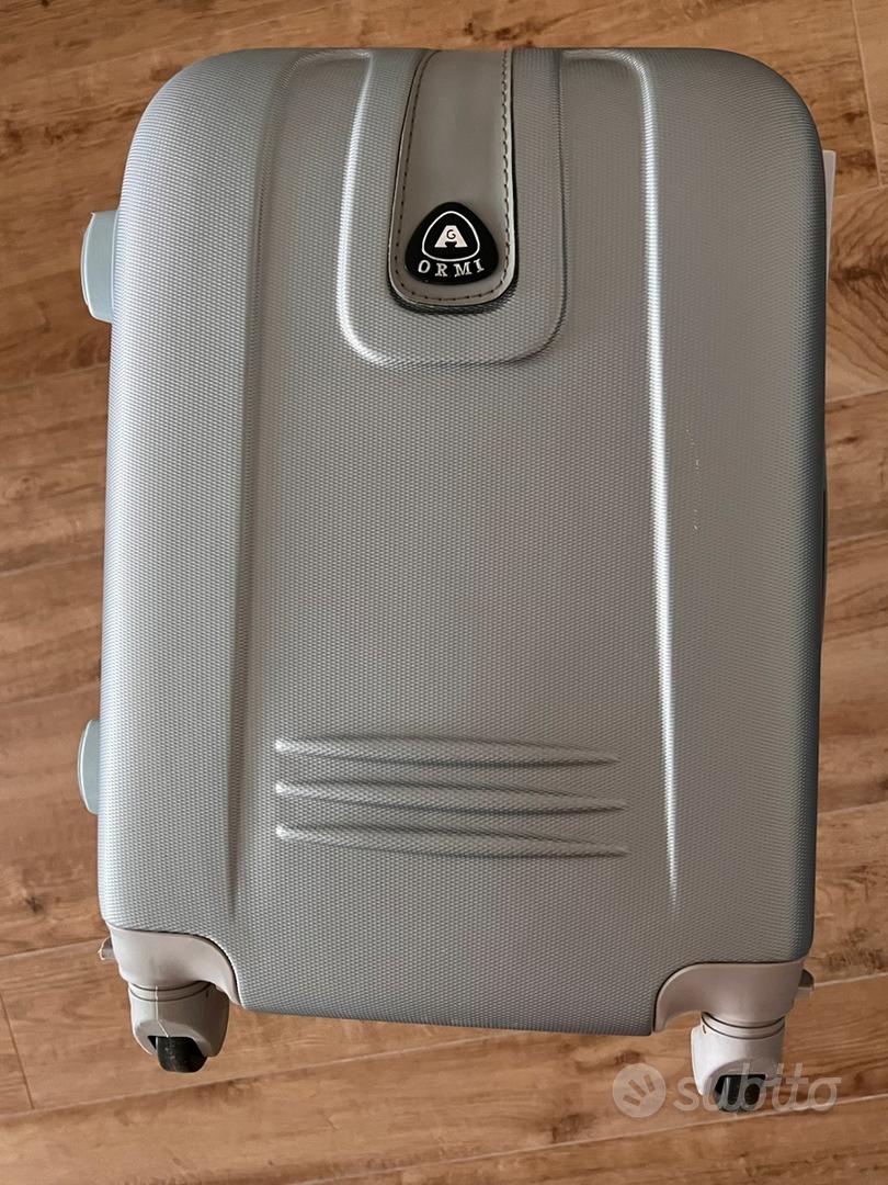 TROLLEY LUMI-ORMI IDONEO RYANAIR Abbigliamento e Accessori In