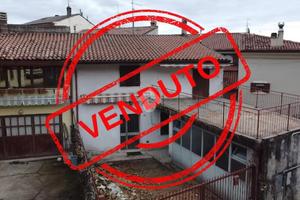 CASA SEMINDIPENDENTE A MEZZANE DI SOTTO