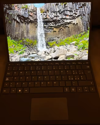 Microsoft Surface I9