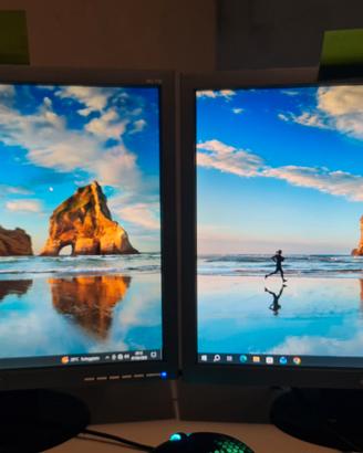 Computer completo con doppio monitor 