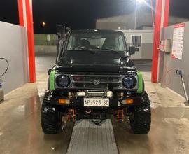 Suzuki Samurai