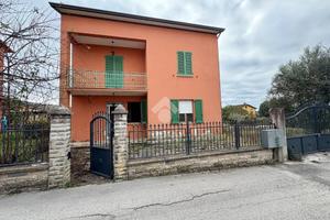 CASA INDIPENDENTE A GUBBIO