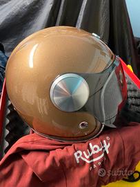 Casco Ruby in fibra di carbonio