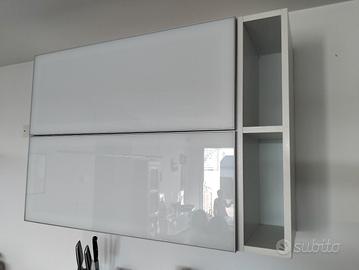pensile con ante vetro