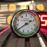 2 GOMME 215 55 17 AL 90% GOODYEAR