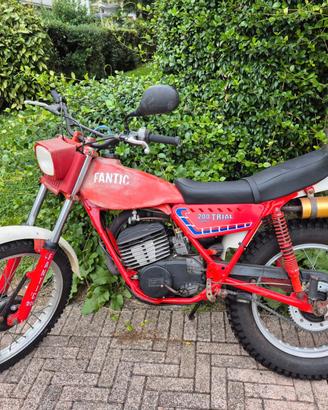 trial fantic 200