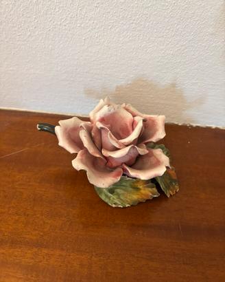 Rosa di ceramica Modellata a Mano