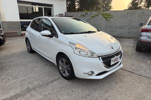 Peugeot 208 1.4 HDi 68 CV 5p Allure 2014