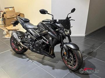 Suzuki GSX 750