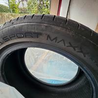 Gomme Dunlop 245/45/18