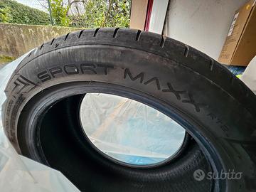 Gomme Dunlop 245/45/18