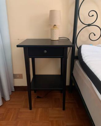 Comodino/tavolino Hemnes Ikea