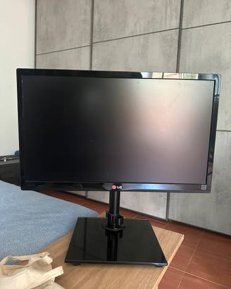 Monitor pc  IPS led + supporto regolabile