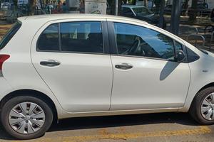 Toyota Yaris 1.0 Now 5p