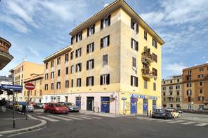 2 LOCALI A ROMA