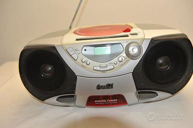 LETTORE CD RADIO MUSICASSETTE SONY