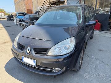 Ricambi Renault Scenic 1.9 dCi 130cv del 2008