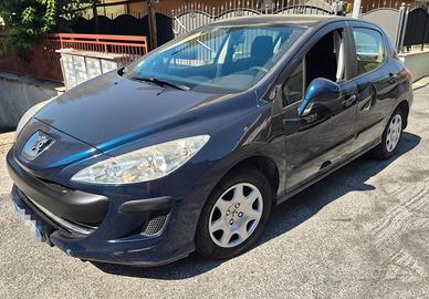 Peugeot 308 Diesel - pronta all'uso 