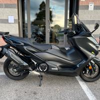 Yamaha T Max 560