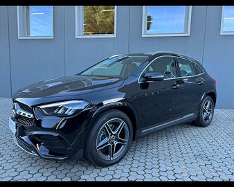Mercedes GLA-H247 2023 - GLA 180 AMG Line Pr U8537
