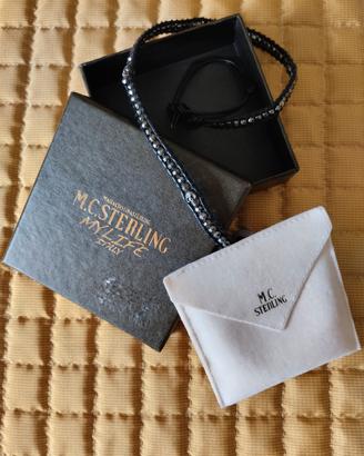 Bracciale con teschi.