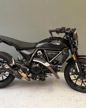 Ducati Scrambler 800 ICON DARK