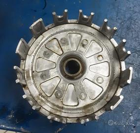 CAMPANA FRIZIONE SUZUKI GZ 250 99/07 usato
