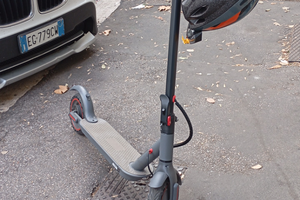 Monopattino Elettrico (usato pochissimo)