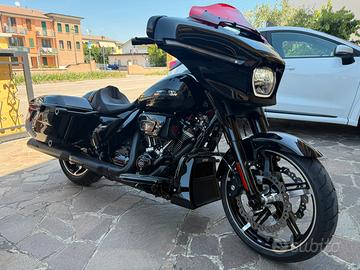 Street glide
