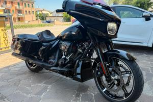 Street glide