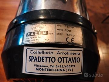tritacarne elettrico 