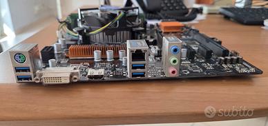 scheda madre asrock + CPU i5 6600 + 8gb RAM ddr4