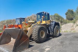 Pala gommata Komatsu WA 470.6