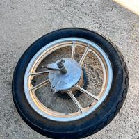 Gomme e cerchi SUZUKI GSX500 o RG250